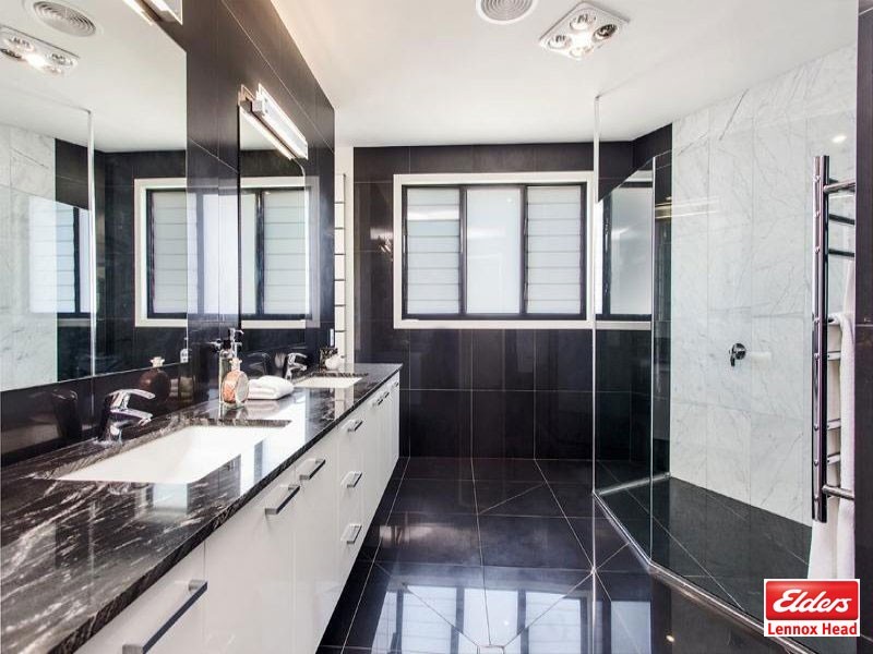 200 North Creek Road, Lennox Head NSW 2478