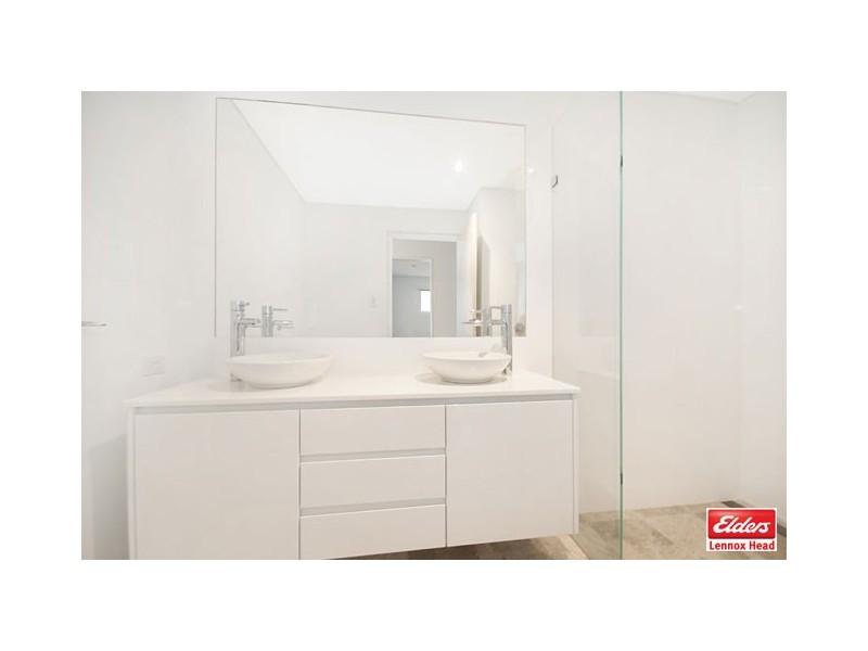 1/3 Pinnacle Row, Lennox Head NSW 2478