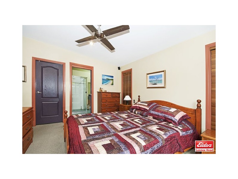 2 Gradwell Drive, Lennox Head NSW 2478