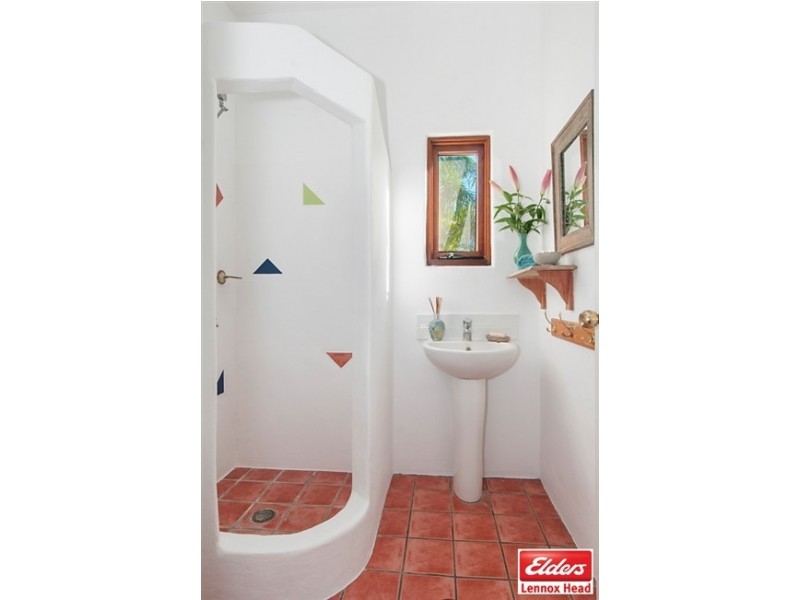 230 North Creek Road, Lennox Head NSW 2478