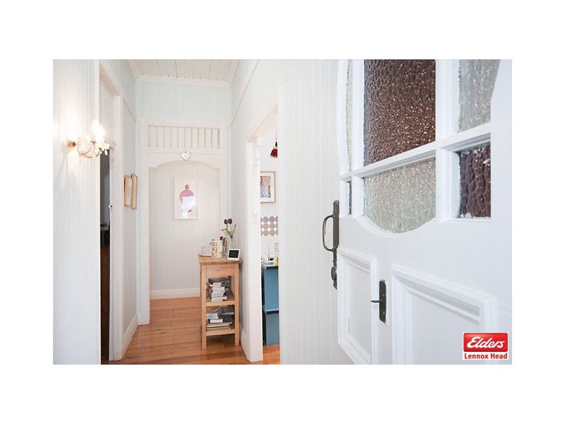 90 North Creek Road, Lennox Head NSW 2478