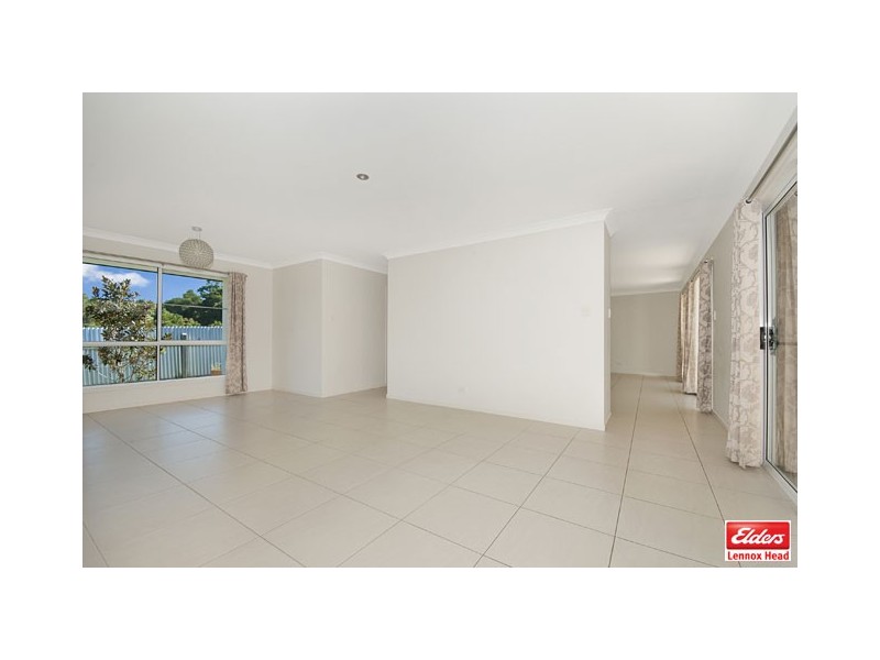 2/28 Libby Lane, Lennox Head NSW 2478