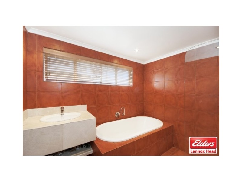 11/30-32 Byron Street, Lennox Head NSW 2478