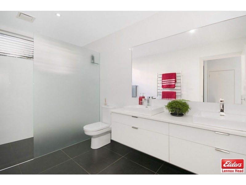 7 ROSEWOOD PLACE, Lennox Head NSW 2478