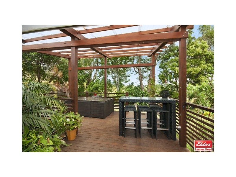 8 BLUE HORIZON DRIVE, Lennox Head NSW 2478