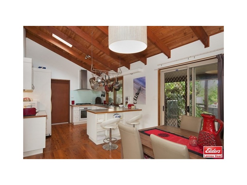 8 BLUE HORIZON DRIVE, Lennox Head NSW 2478