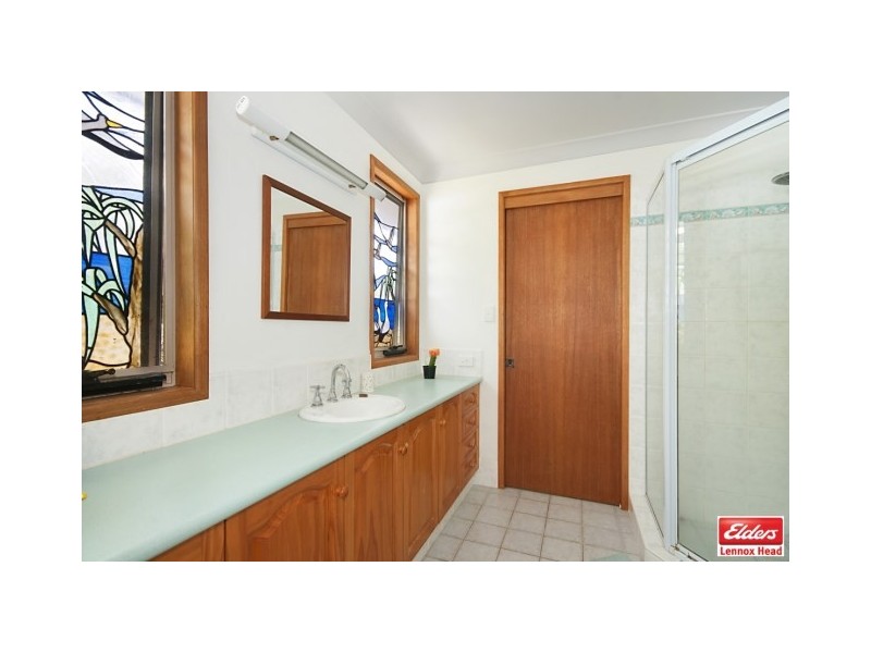 8 BLUE HORIZON DRIVE, Lennox Head NSW 2478