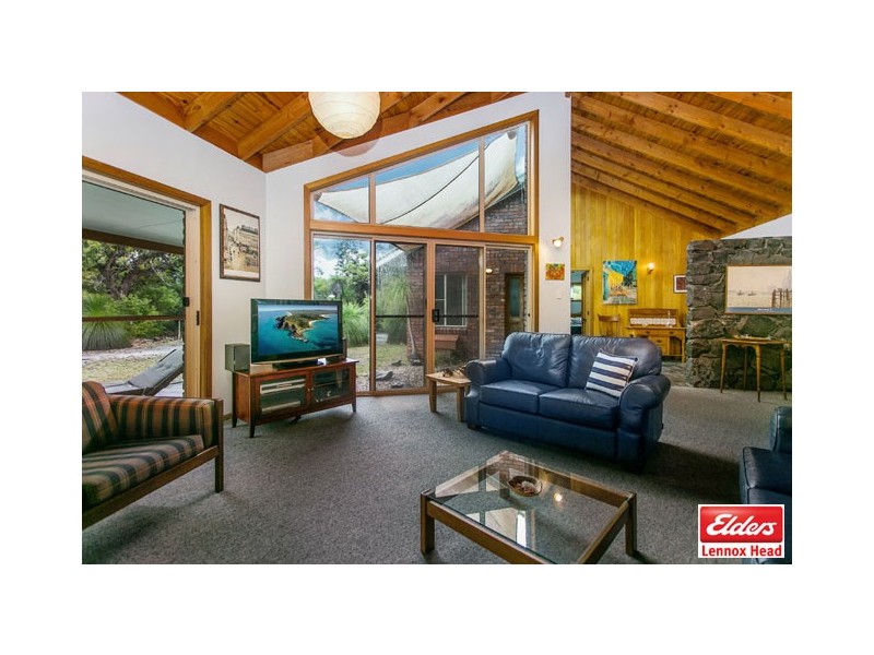 42 Tobin Close, Lennox Head NSW 2478