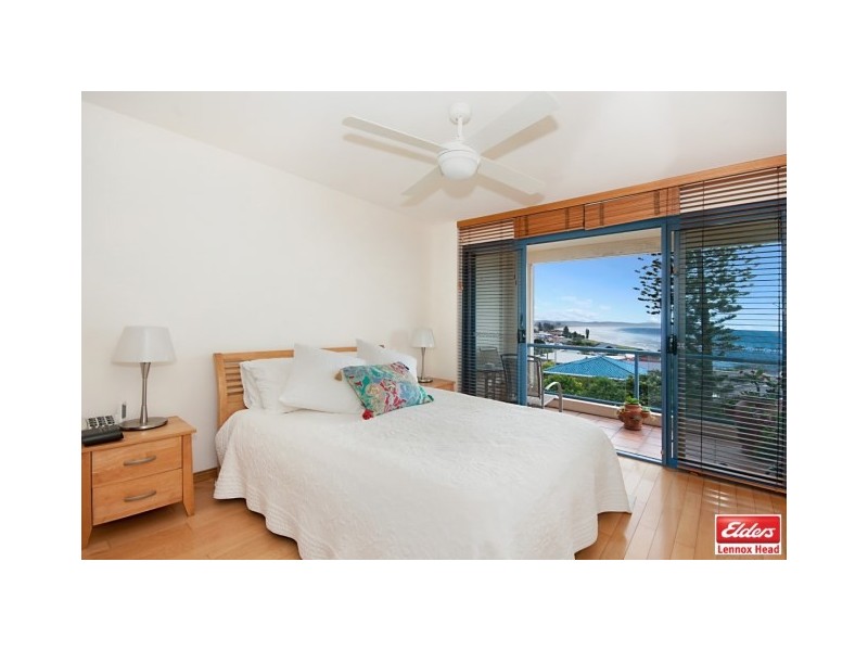 1/2 Pinnacle Row, Lennox Head NSW 2478