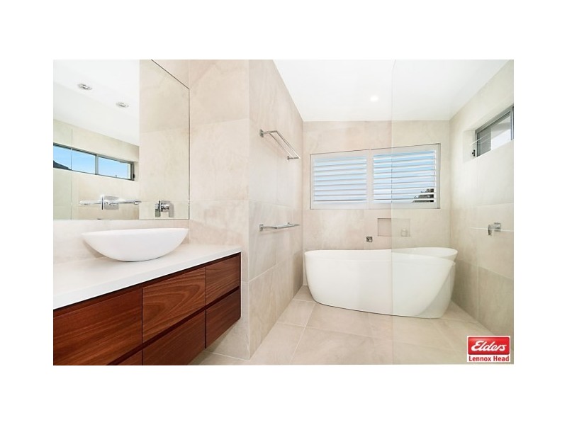 9 KILLARNEY CRESCENT, Skennars Head NSW 2478