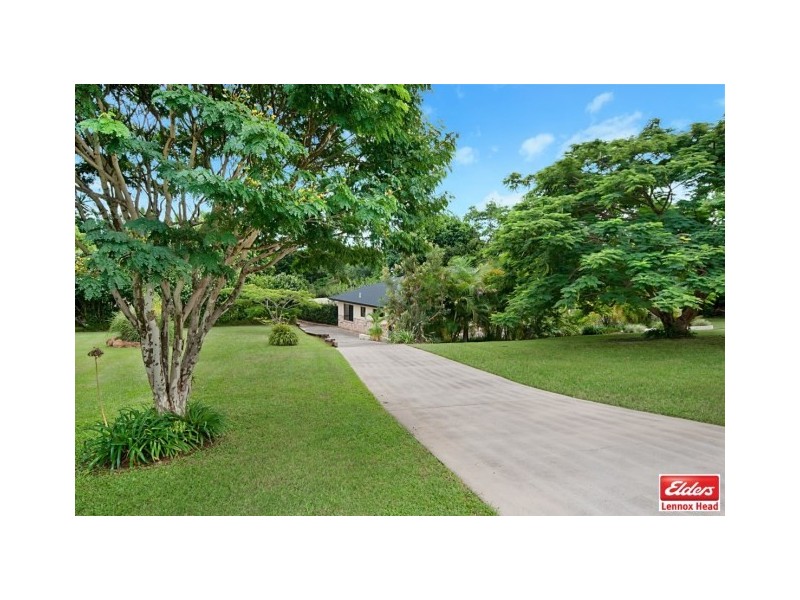 111 Phoenix Drive, Tintenbar NSW 2478