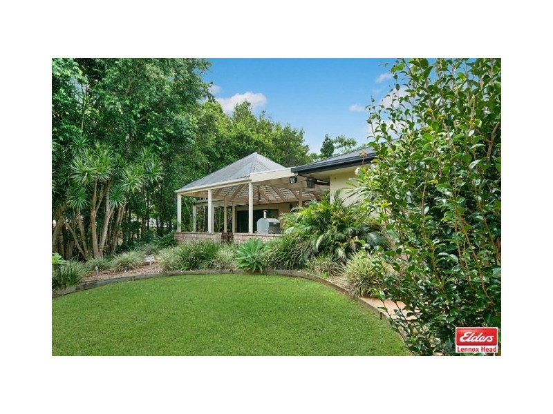 111 Phoenix Drive, Tintenbar NSW 2478