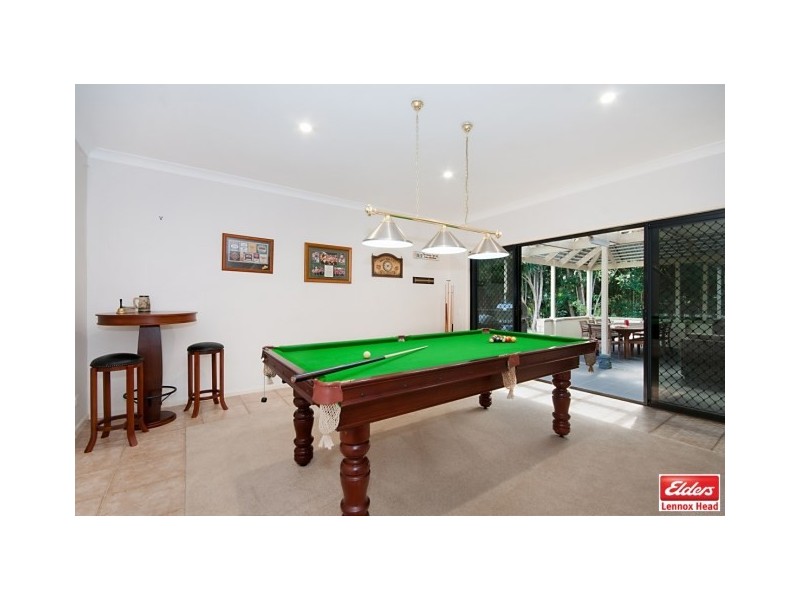 111 Phoenix Drive, Tintenbar NSW 2478