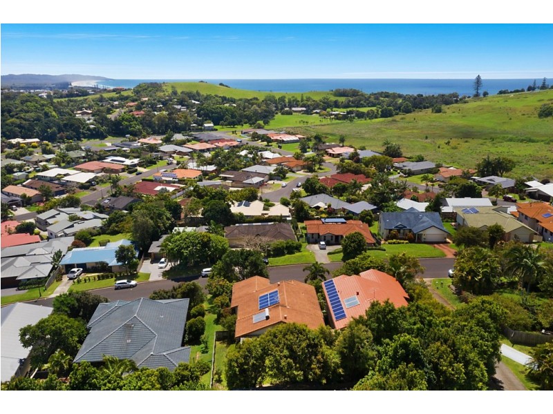 2/13 Meadows Drive, Lennox Head NSW 2478