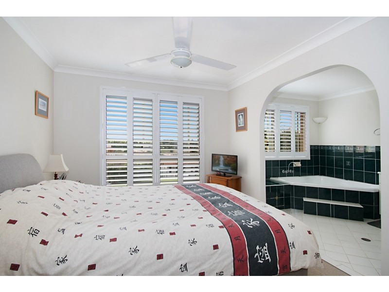 2/13 Meadows Drive, Lennox Head NSW 2478