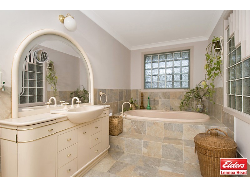 23a Sunrise Crescent, Lennox Head NSW 2478