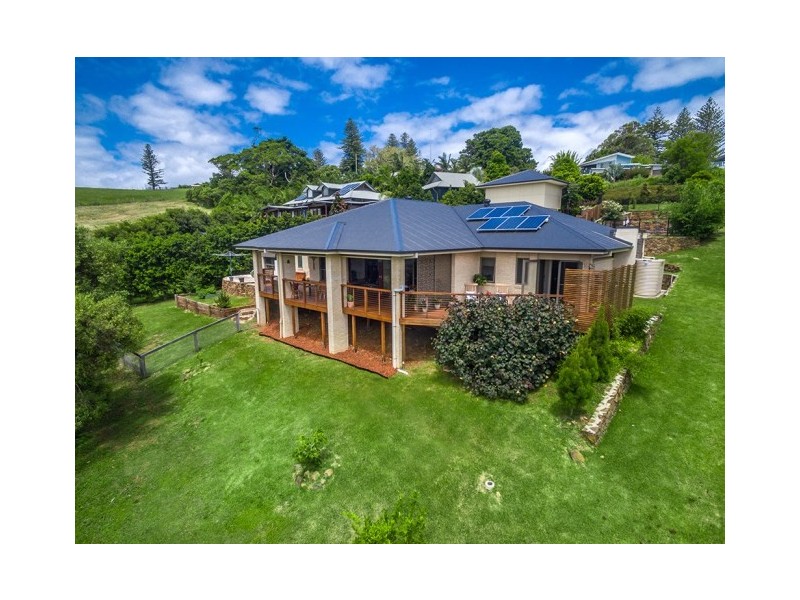 15 FIELDCREST DRIVE, Lennox Head NSW 2478