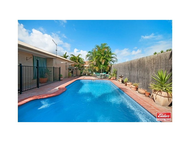 4 DAINTREE DRIVE, Lennox Head NSW 2478