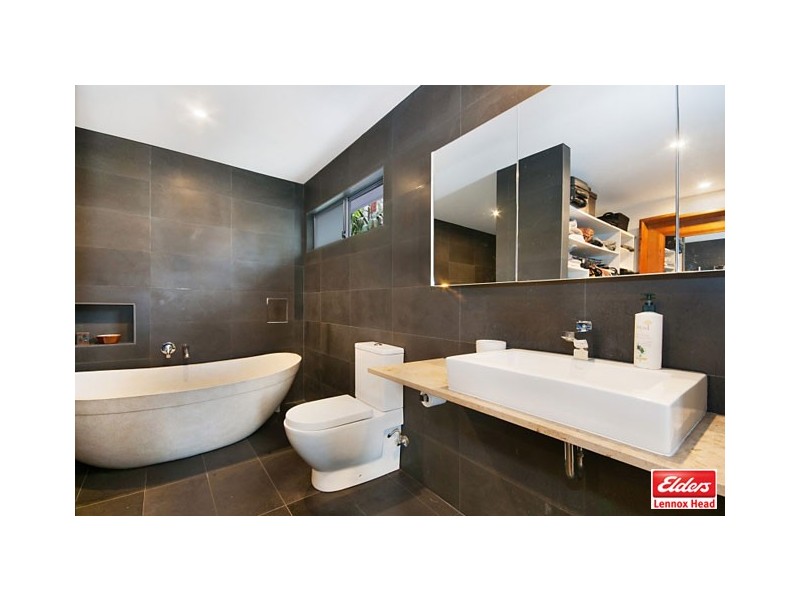 2/22 Stewart Street, Lennox Head NSW 2478