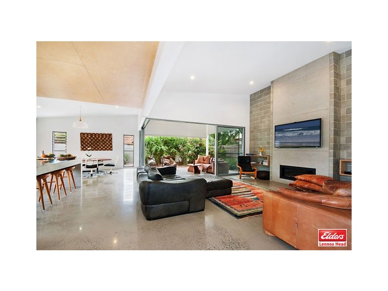 2/22 Stewart Street, Lennox Head NSW 2478