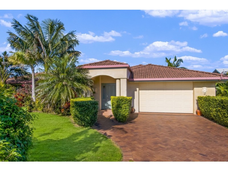 4 SURVEY STREET, Lennox Head NSW 2478