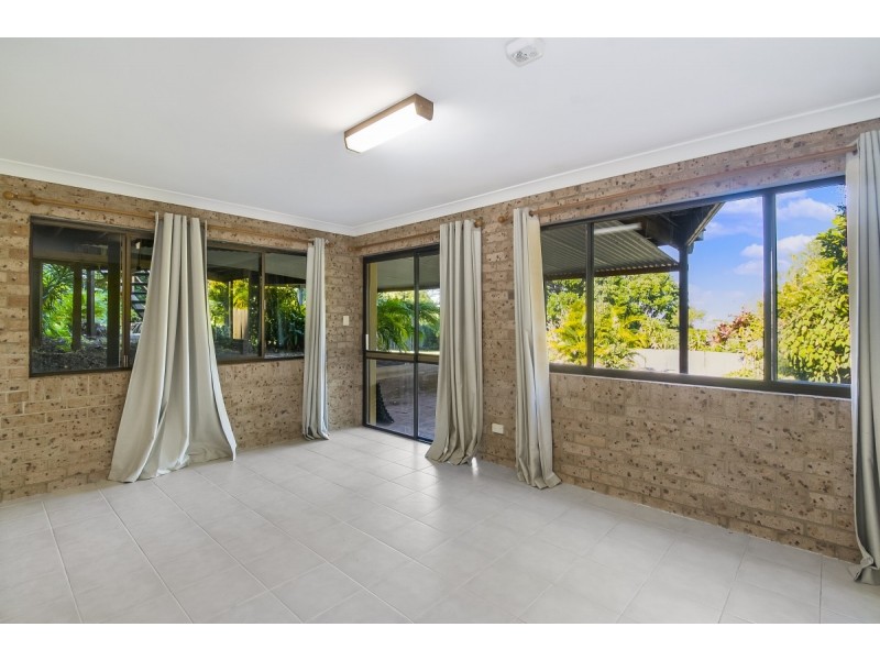 4 SURVEY STREET, Lennox Head NSW 2478
