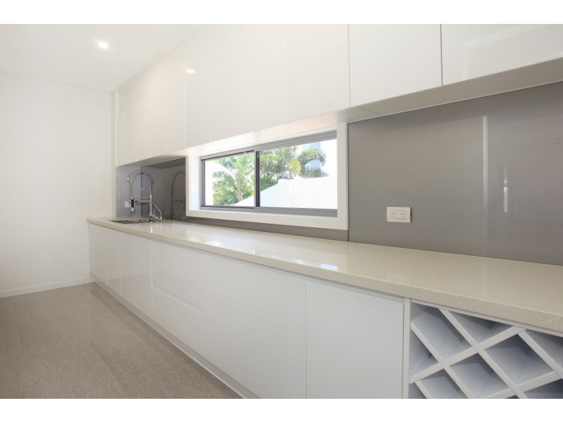 63 Southaven Drive, Helensvale QLD 4212