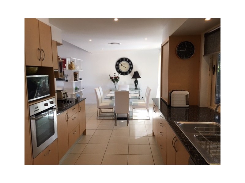 20 Buccaneer Court, Paradise Waters QLD 4217