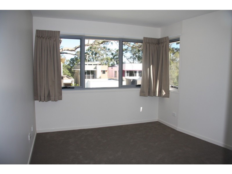 2 tashey Court, Bundall QLD 4217