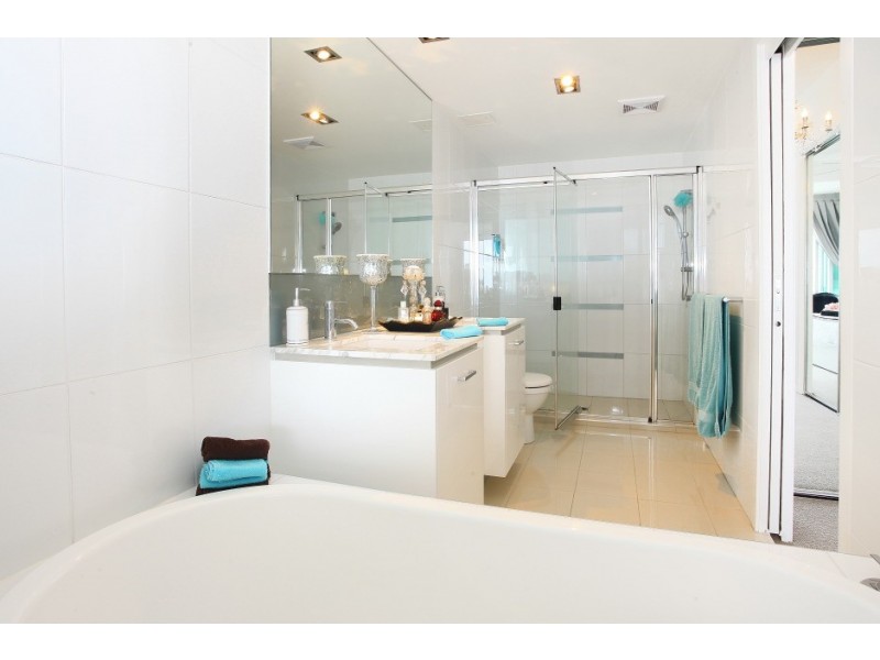 1302/300 ‘Aqua’ Marine Parade, Labrador QLD 4215