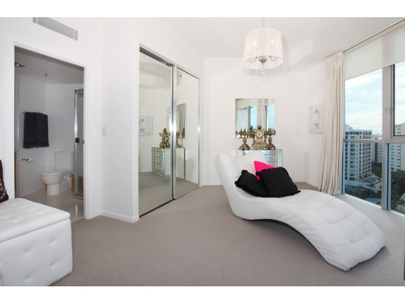 1302/300 ‘Aqua’ Marine Parade, Labrador QLD 4215