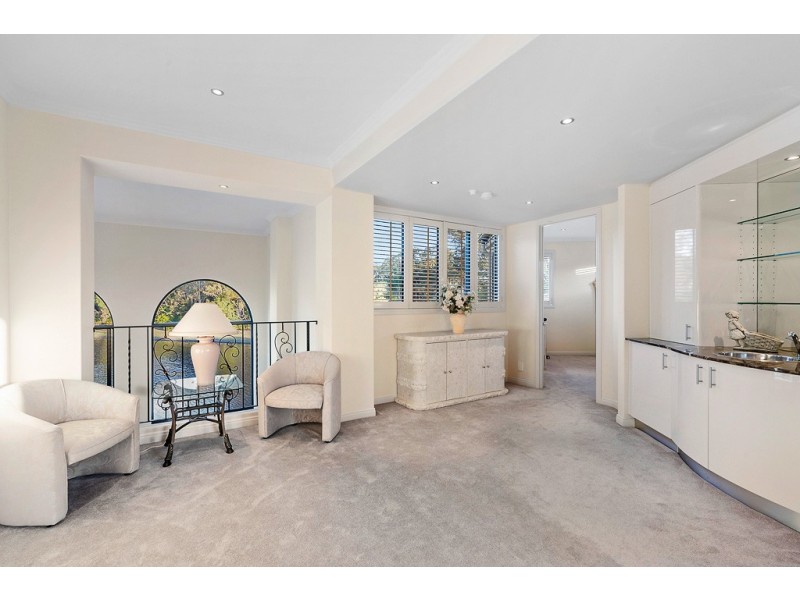 117/40 Cotlew Street East, Southport QLD 4215