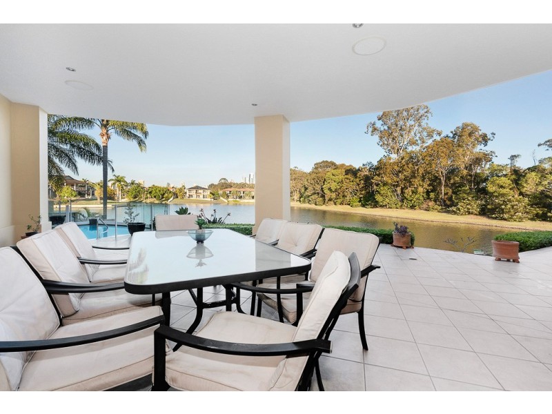 117/40 Cotlew Street East, Southport QLD 4215