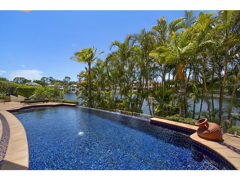 136/40 Cotlew Street East, Southport QLD 4215