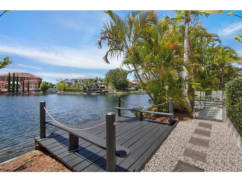 136/40 Cotlew Street East, Southport QLD 4215