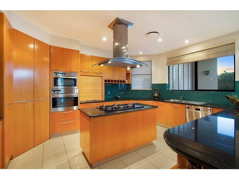 136/40 Cotlew Street East, Southport QLD 4215