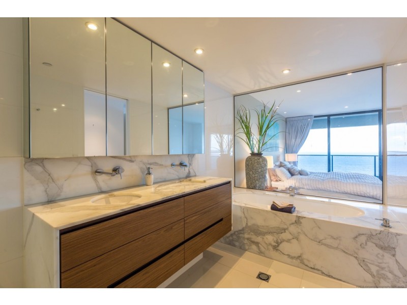 2405/1 ‘Oracle Beach Tower’ Oracle Blvd, Broadbeach QLD 4218