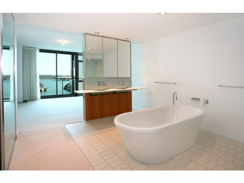 7501/2 Ephraim Island, Paradise Point QLD 4216