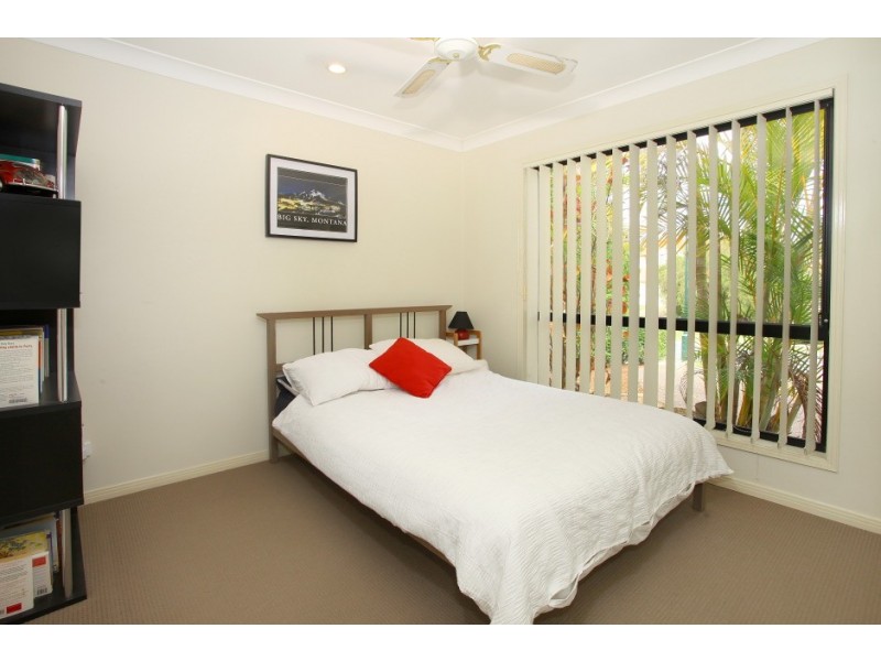 18 Solitaire Place, Robina QLD 4226