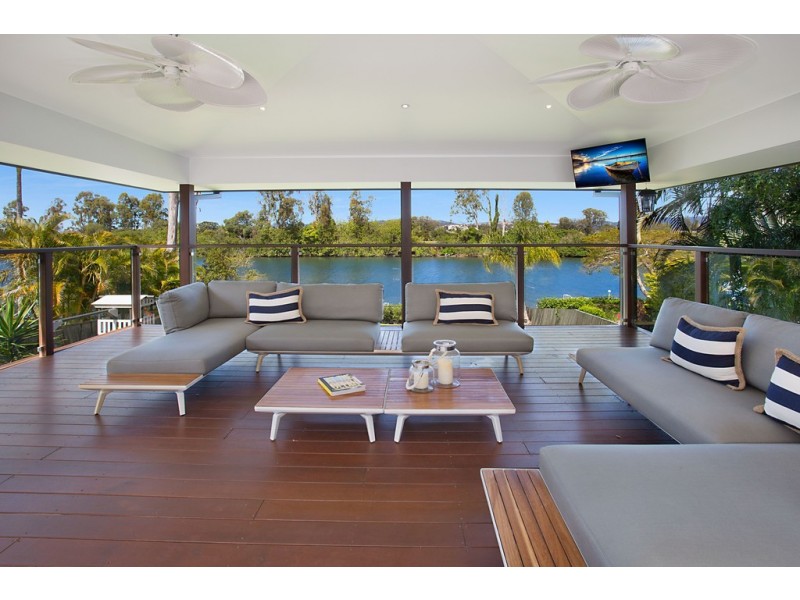 15 Riverbank Court, Ashmore QLD 4214