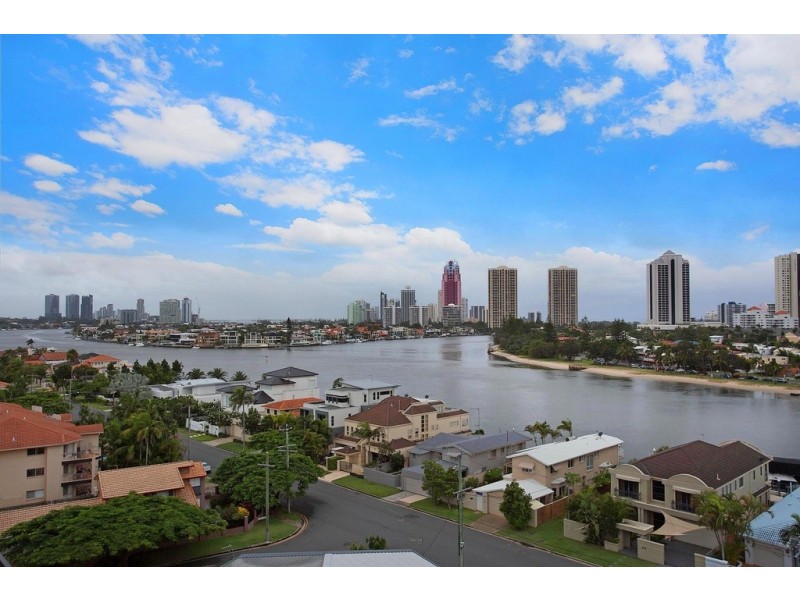59/53 ‘Modena’ Darrambal Street, Chevron Island QLD 4217