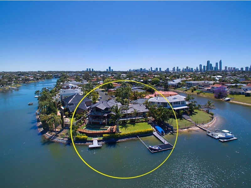 2 Claymore Cres, Sorrento QLD 4217