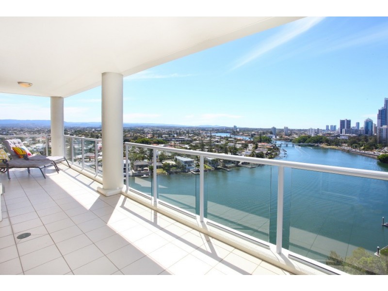 52/2894 ‘The Pinnacle’ Gold Coast Highway, Surfers Paradise QLD 4217