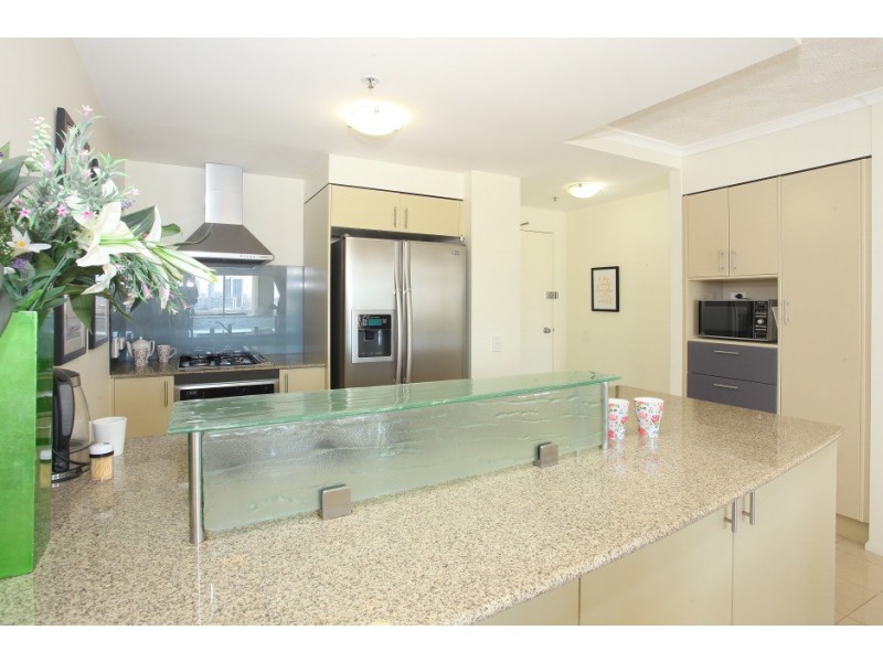 52/2894 ‘The Pinnacle’ Gold Coast Highway, Surfers Paradise QLD 4217