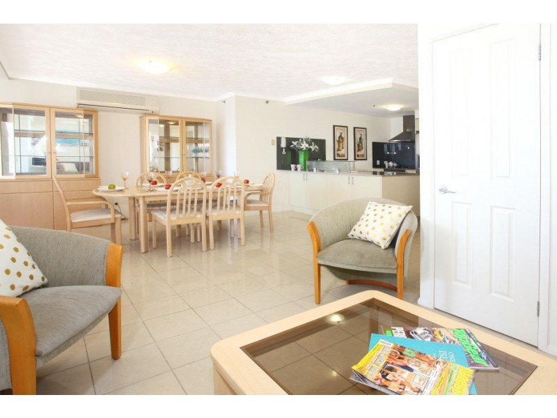 52/2894 ‘The Pinnacle’ Gold Coast Highway, Surfers Paradise QLD 4217