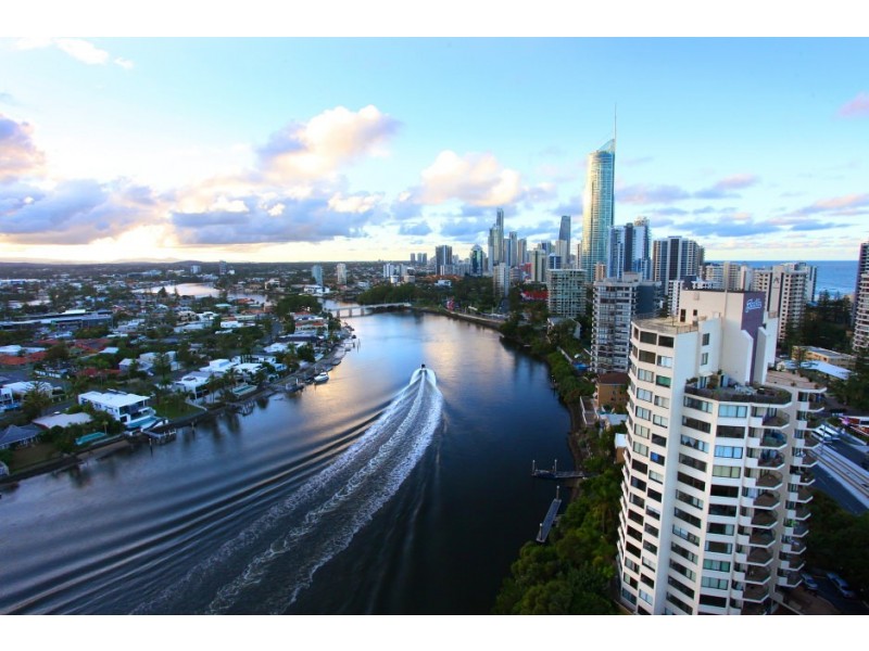 52/2894 ‘The Pinnacle’ Gold Coast Highway, Surfers Paradise QLD 4217