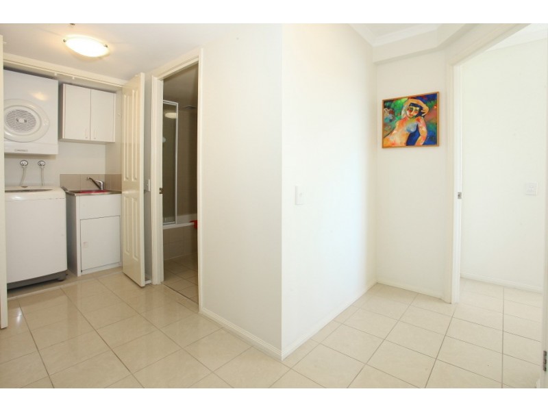 52/2894 ‘The Pinnacle’ Gold Coast Highway, Surfers Paradise QLD 4217