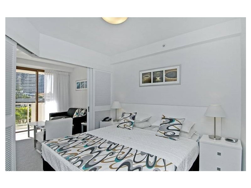 Broadbeach QLD 4218