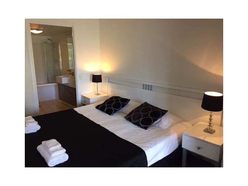 Broadbeach QLD 4218