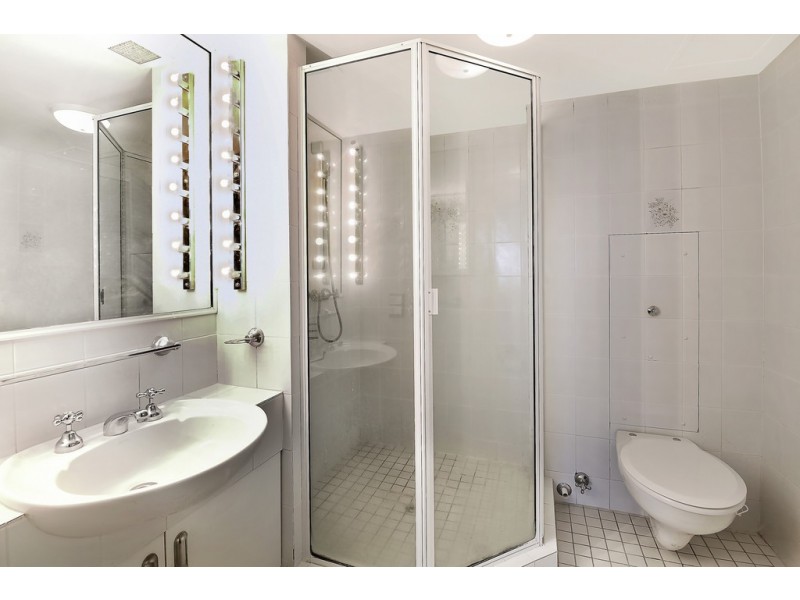 11A/10 ‘Huntington’ Marine Pde, Southport QLD 4215